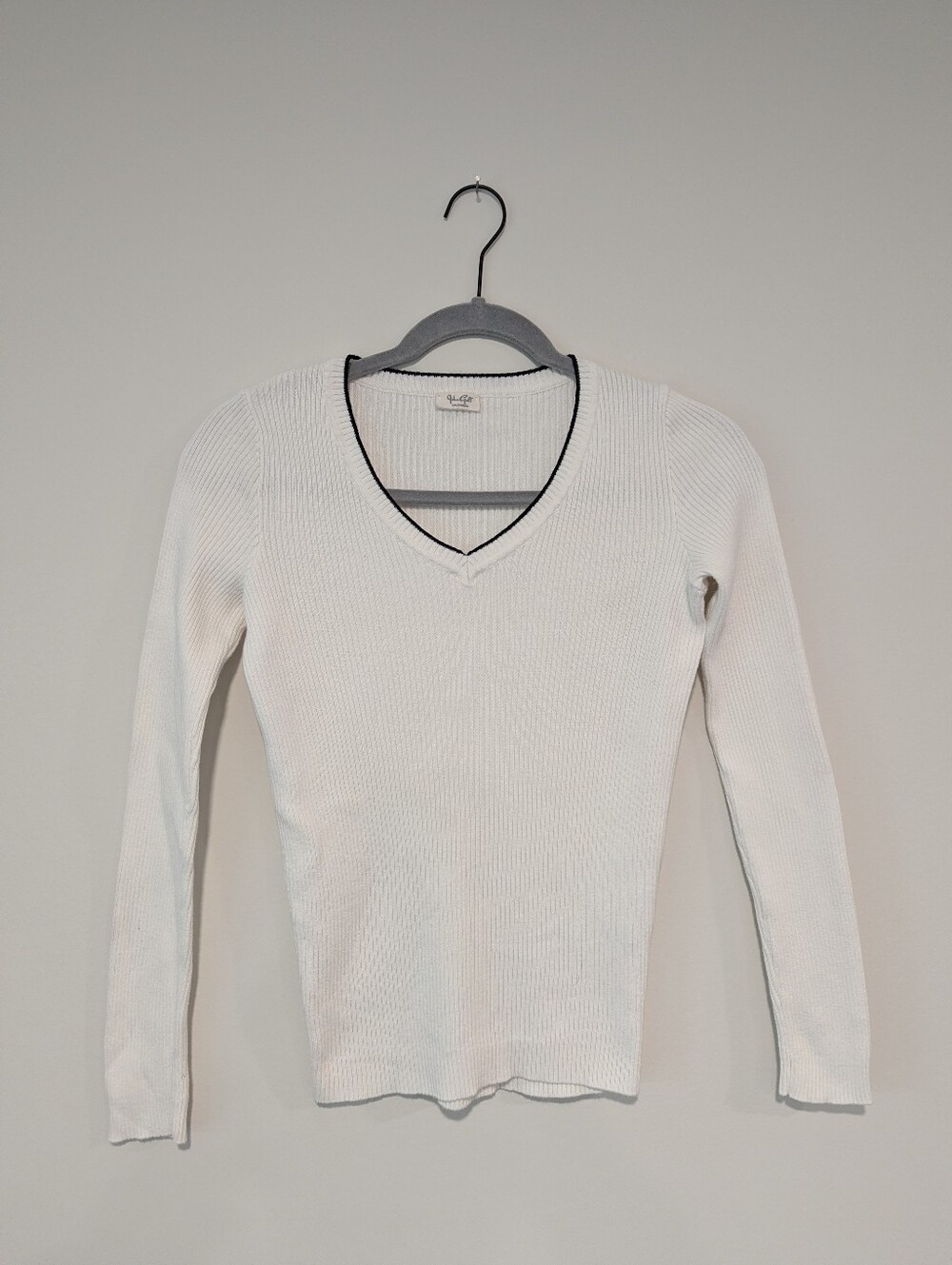 John Galt V-Neck Ribbed Sweater Cotton Black Trim